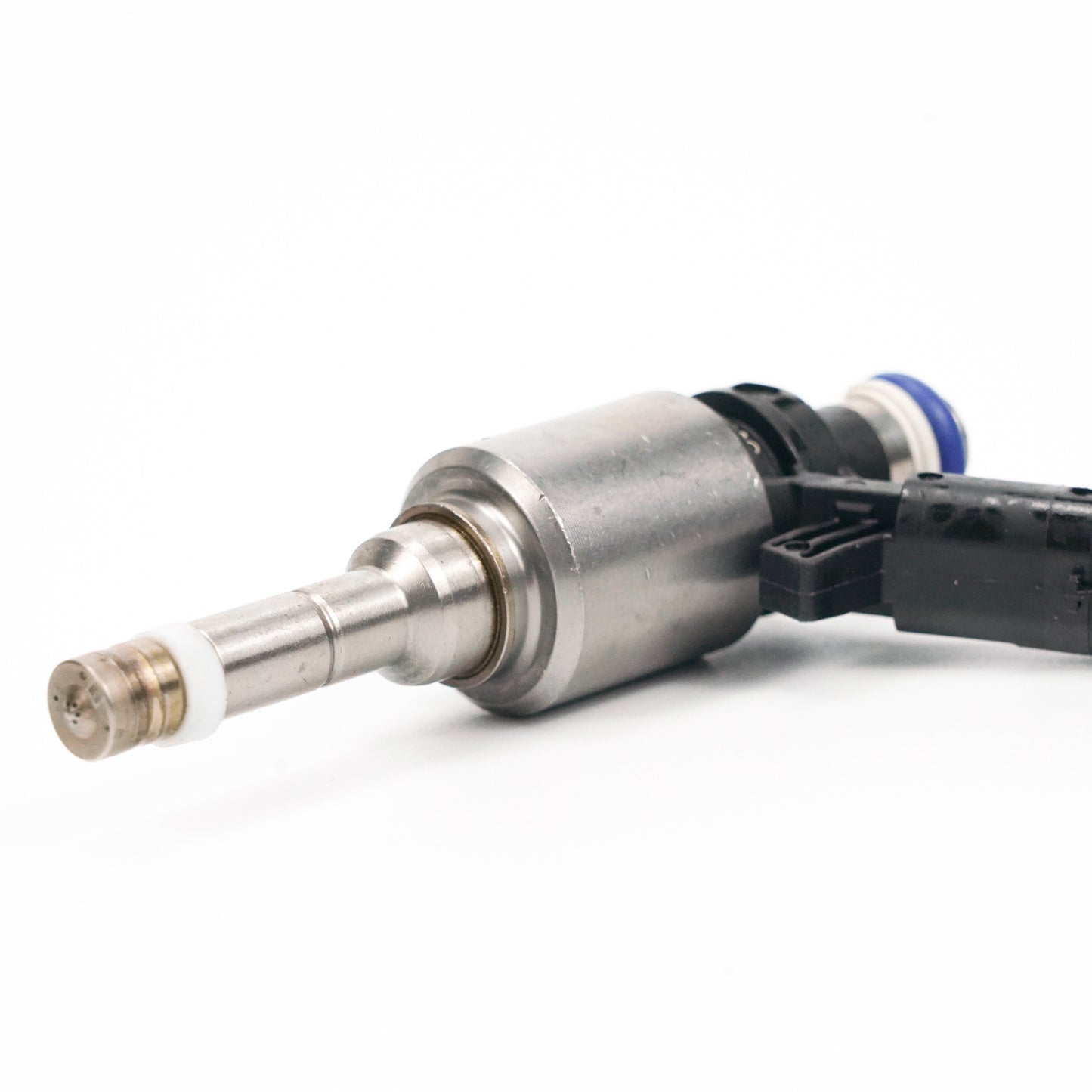 1x Fuel Injector for Audi A4 A3 A5 TT Q3 Q5 Q6 & VW T5 Eos CC Jetta GTI Tiguan 2.0L Turbo 06H906036G 0261500076 Generic